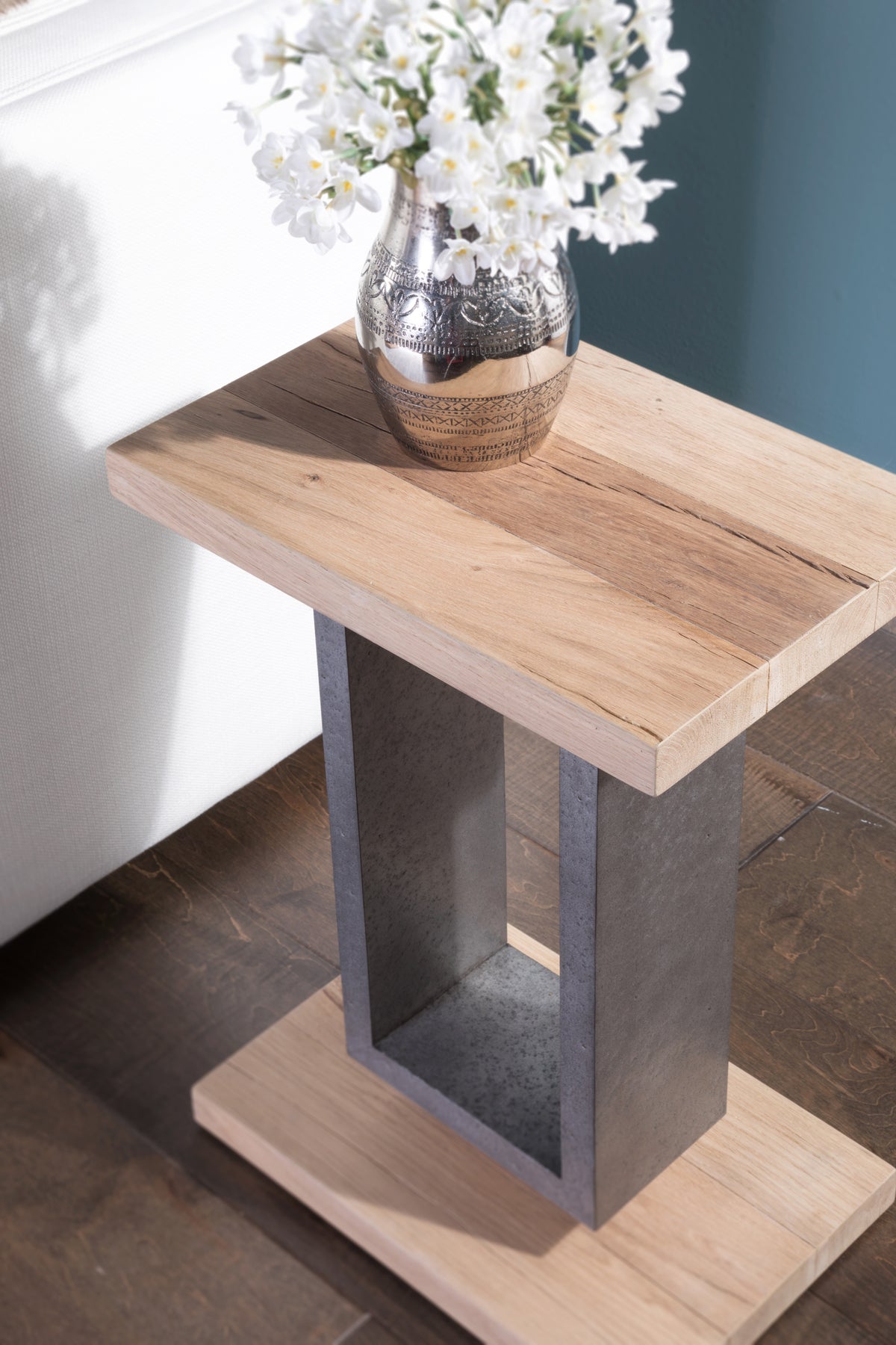 Verite Rectangular Spot Table