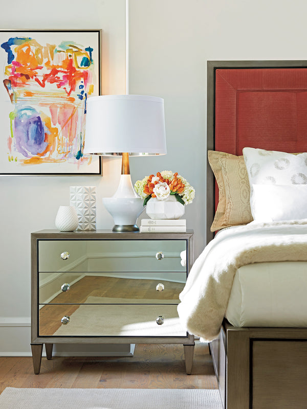 Divonne Mirrored Nightstand