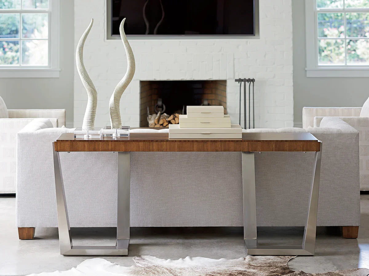 Versatility at Its Best: The Practical Benefits of Console Tables in Any Room