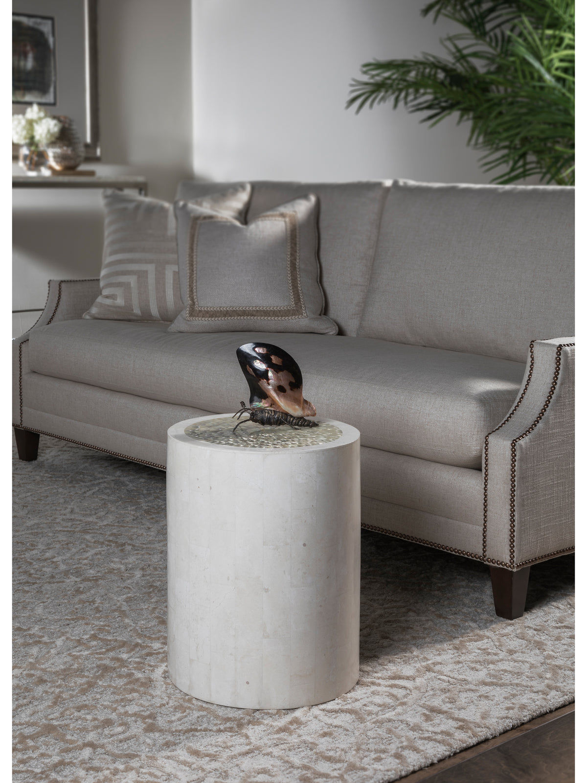 Mimi Round Spot Table
