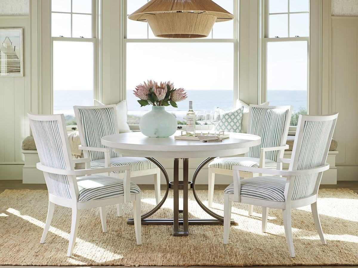 Savannah Round Dining Table