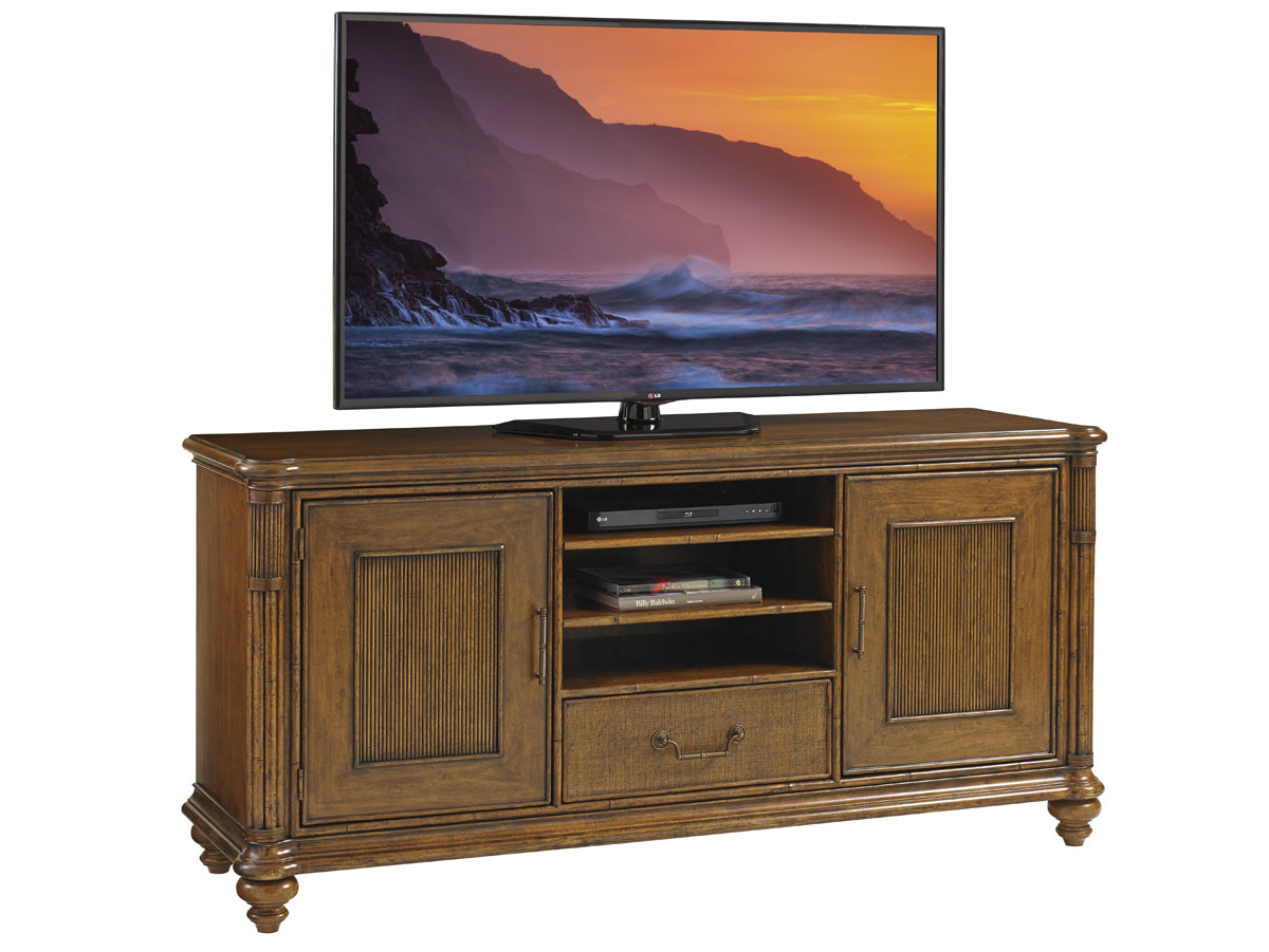 Pelican Cay Media Console