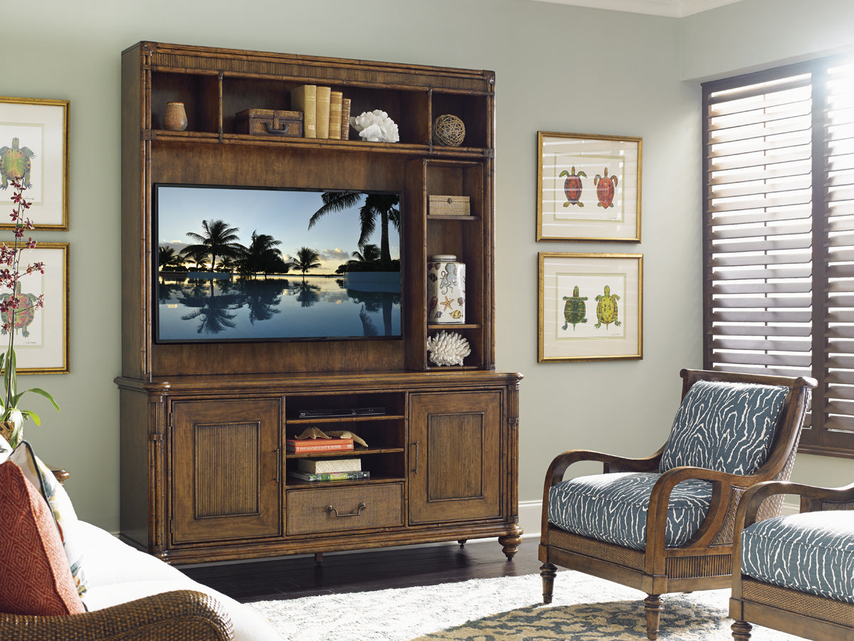 Pelican Cay Entertainment Deck
