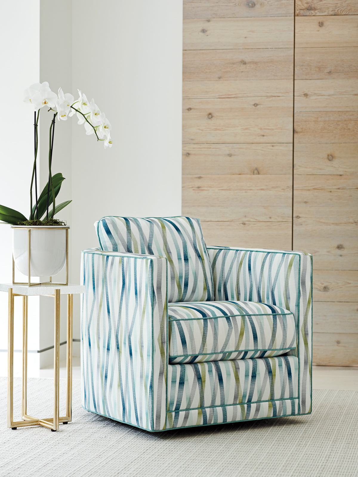 Dorado Beach Swivel Chair