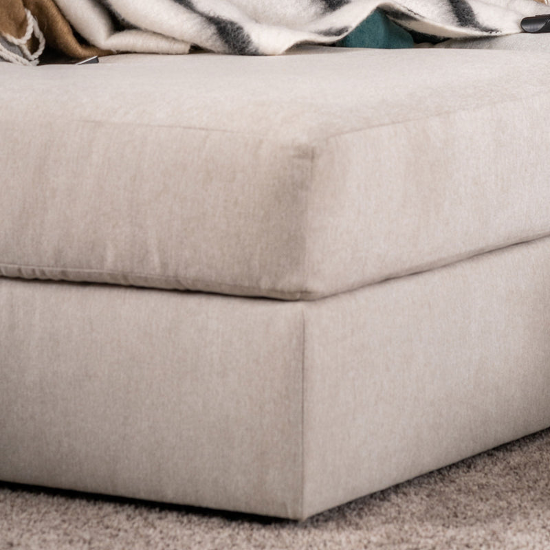 Flex 9022092S31301_Square Storage Ottoman